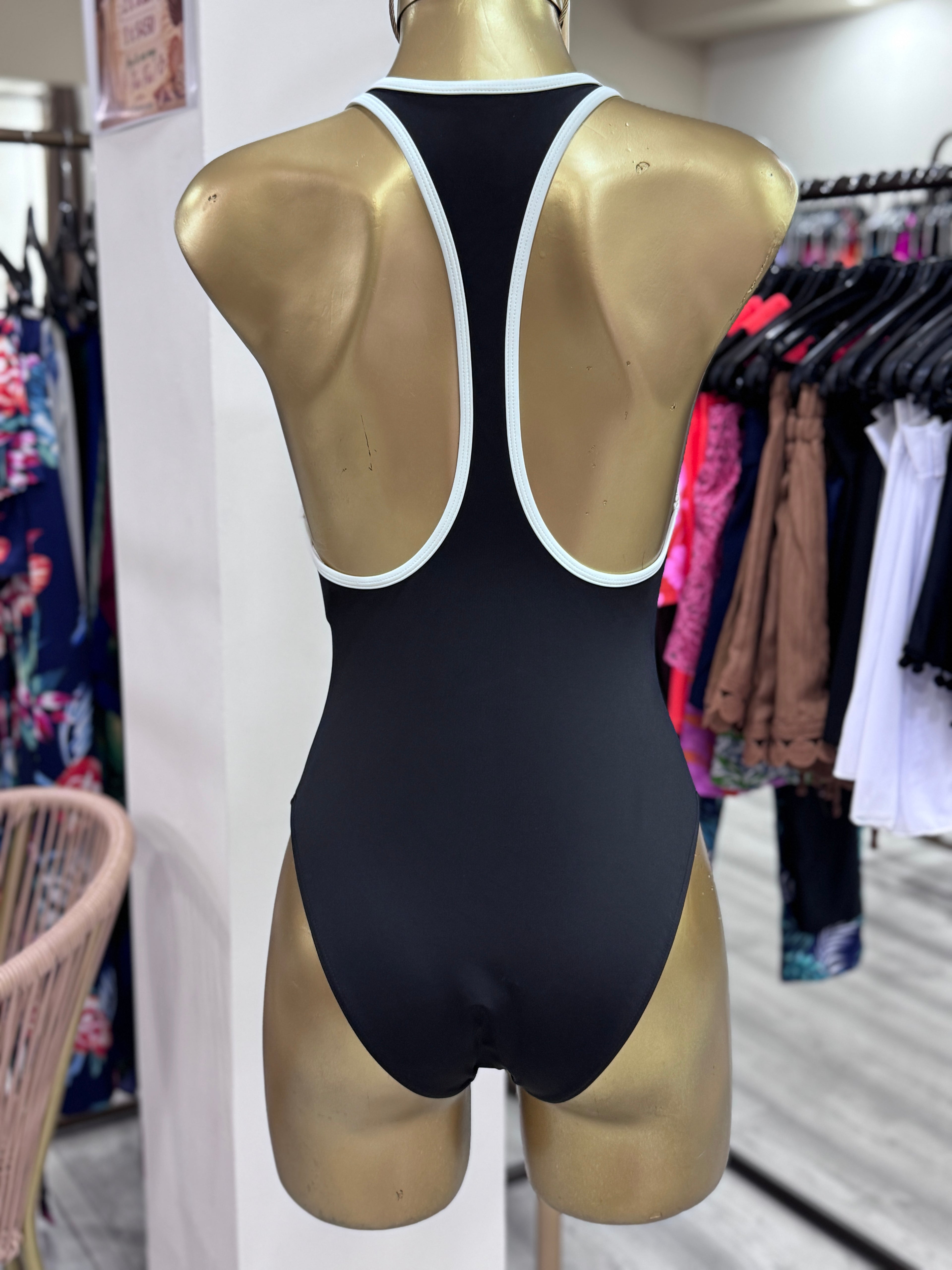 Traje de baño Entero Deportivo sin copas
