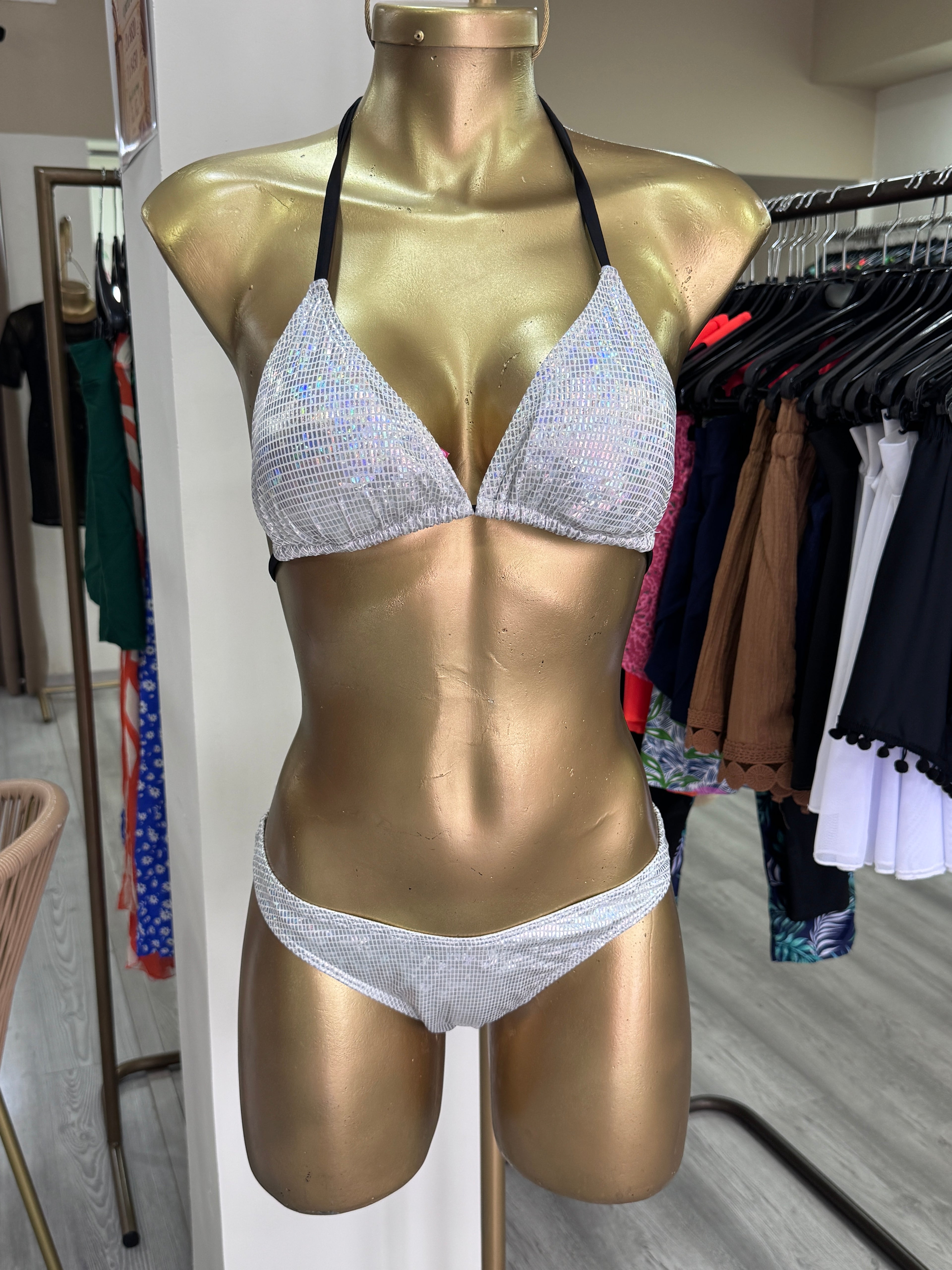 Traje de baño 2 piezas con pareo
