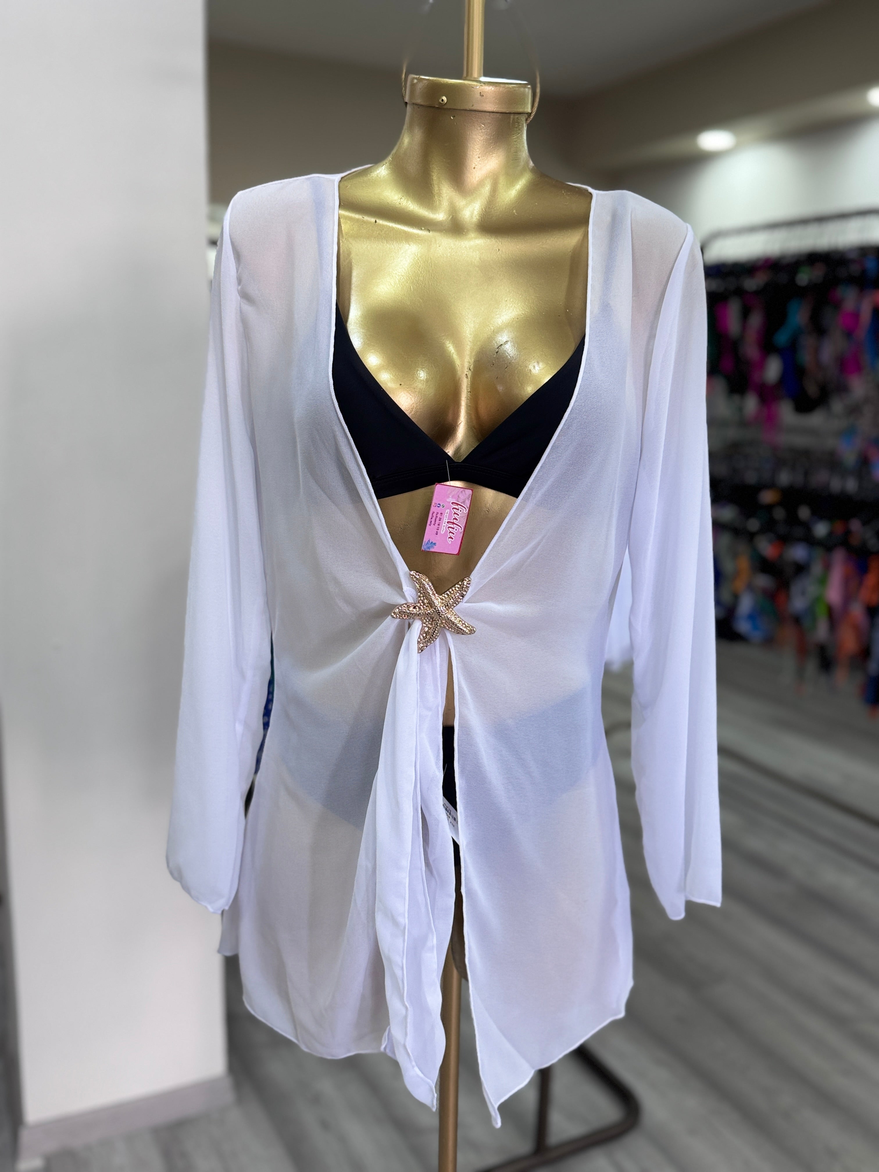 Kimono con accesorio de estrella