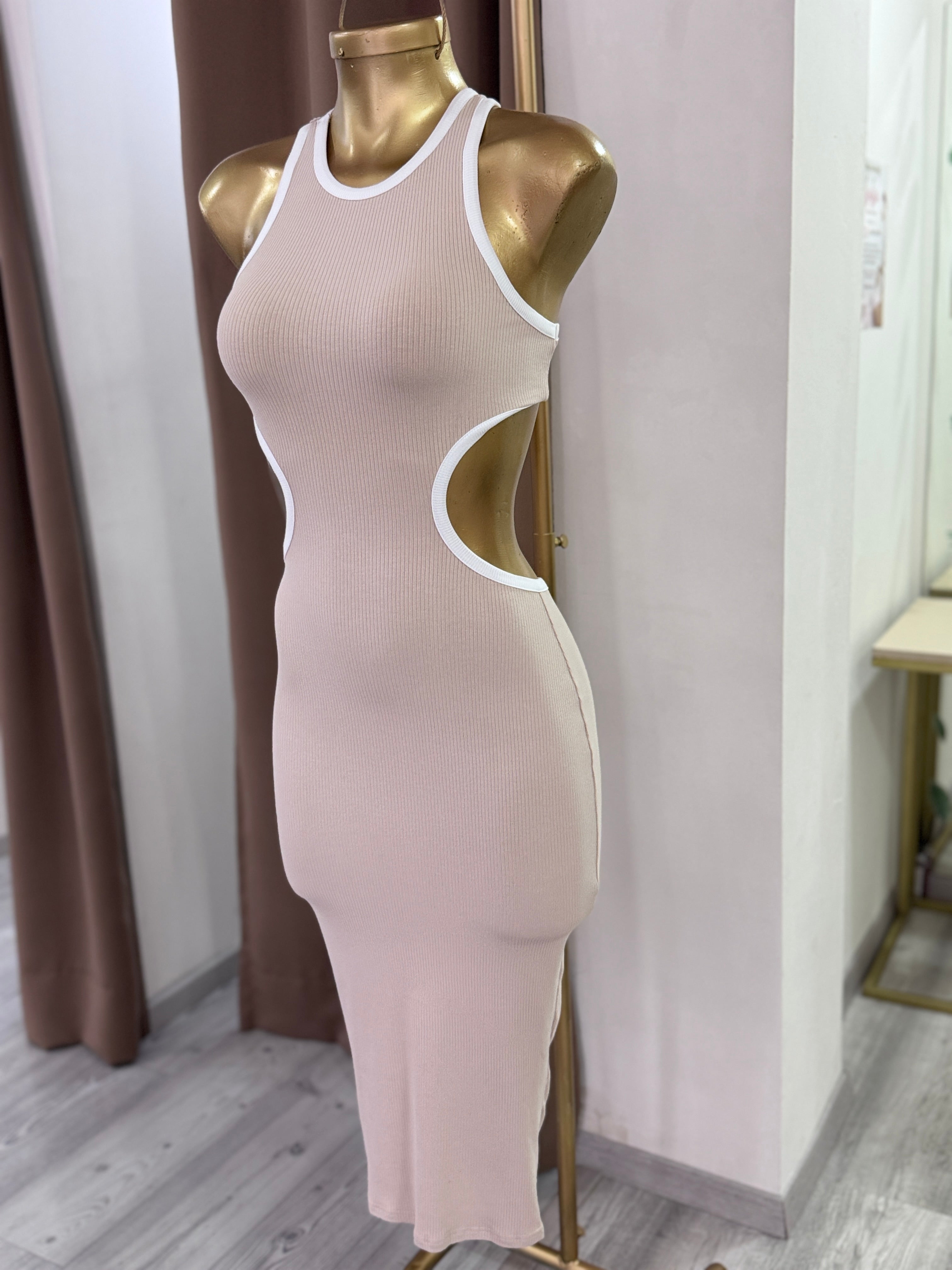 Vestido liso con abertura