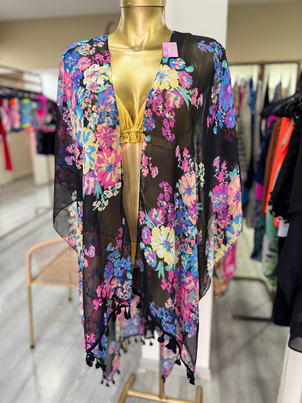 Salida estampada con pompones