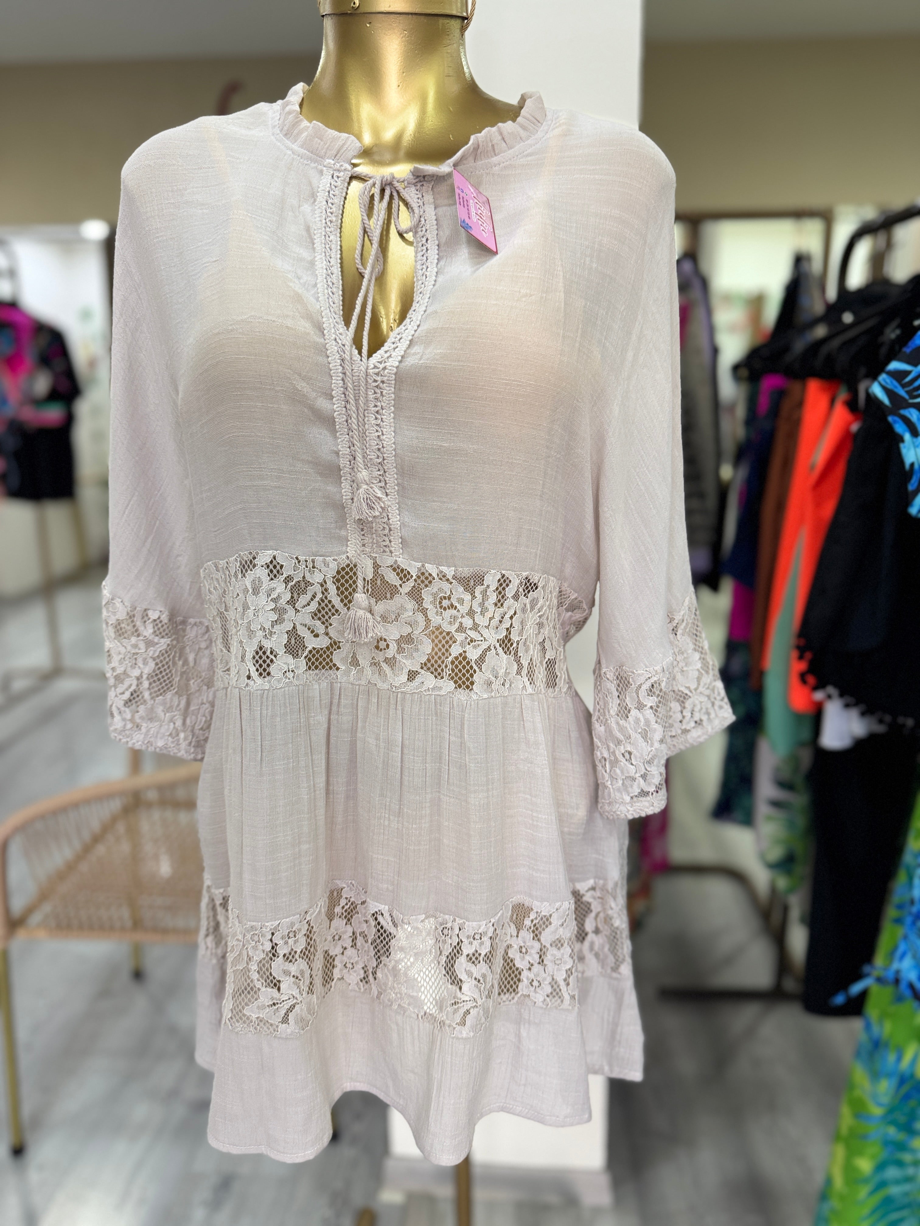 Kimono con detalle de encaje
